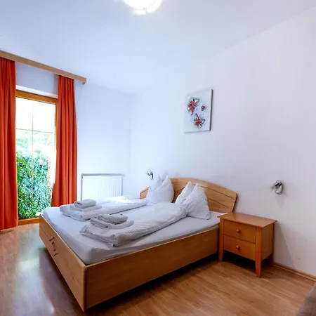 Neustift Near Stubai Glacier Skiing Appartement *